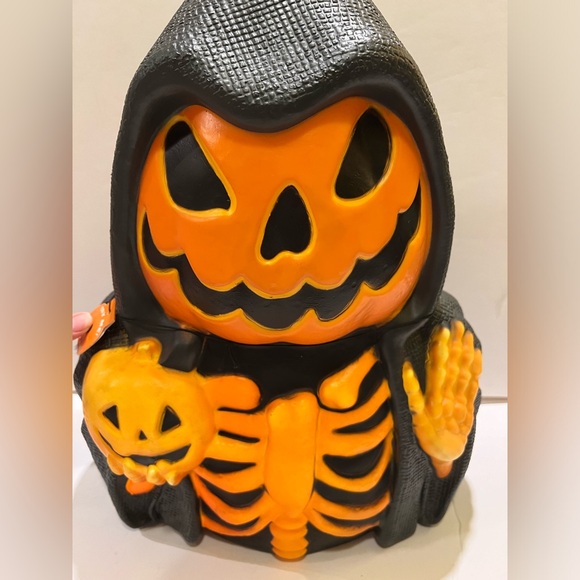 NWT TARGET HYDE & EEK LIGHT UP PUMPKIN GRIM REAPER. - Picture 2 of 12